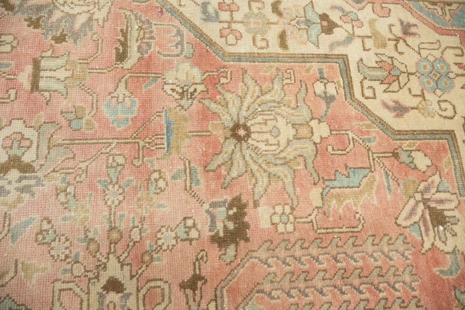 7'4x9'4 Hand Knotted Floral Classic Oriental Wool Rug - Image 11