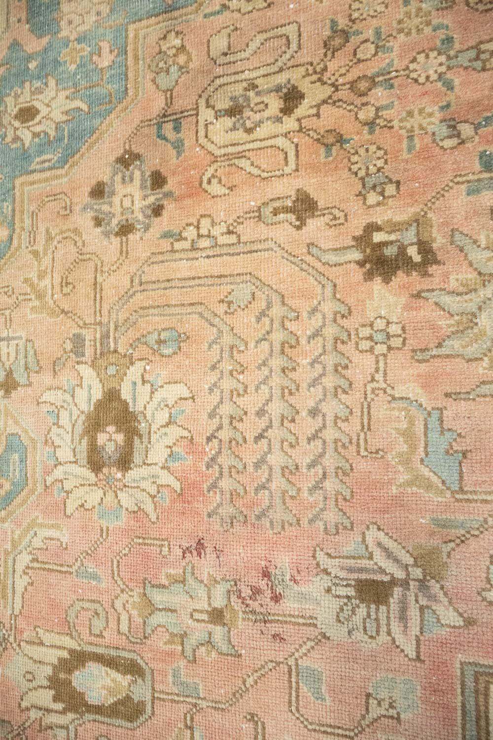 7'4x9'4 Hand Knotted Floral Classic Oriental Wool Rug - Image 10