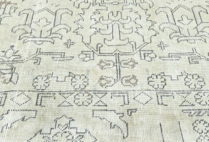 Antique Muted Beige Floral 8'7X12'5 Distressed Vintage Oriental Rug